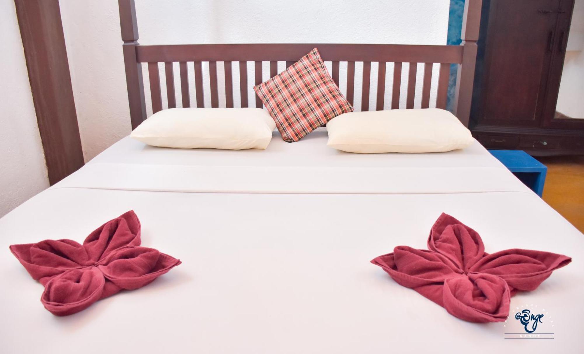 The Change Hotel Канді Екстер'єр фото